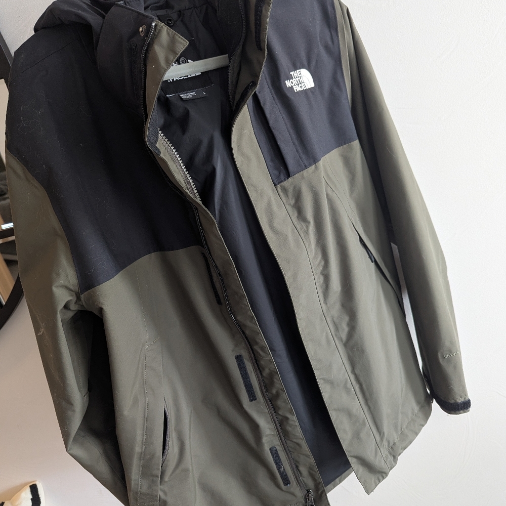The North Face Men's Lone Peak Triclimate Two In One Jacket Taupe Green